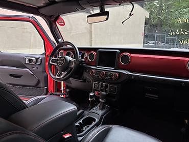 требуется вложения: Jeep Wrangler: 2021 г., 2 л, Автомат, Бензин, Внедорожник — 6