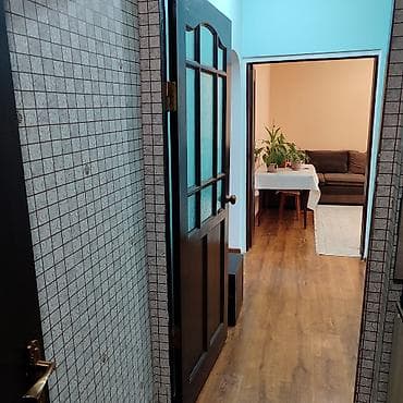 18: 3 комнаты, 61 м², 105 серия, 8 этаж, Старый ремонт — 1