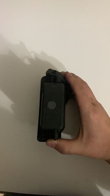 блок srs: Реле фары левый. Производитель: Япония(оригинал) Дата выпуска: 2017; — 4