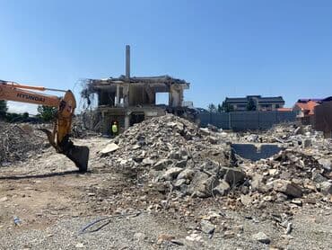 дома под снос: Снос стен, Разбор полов, Снятие потолков | Гипсокартонная стена, Снос перегородки, Снятие старой штукатурки | Зачистка от старых обоев, Сбивка старой штукатурки, Снятие извести | Демонтаж ламината, Демонтаж теплого пола, Демонтаж фанеры | Крыша из шифера, Металлочерепичная кровля, Мягкая кровля Больше 6 лет опыта — 4