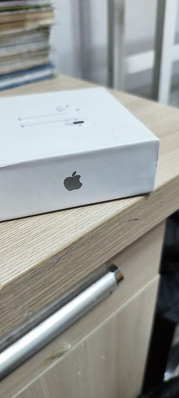 чехлы на аирподс: Apple AirPods с беспроводным зарядным кейсом - Модель: A2032, A2031 — 2