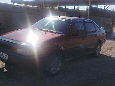 авто сатылат: Volkswagen Passat: 1989 г., 1.8 л, Кол менен иштөөчү, Бензин, Седан — 6