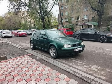 Volkswagen Golf: 2000 г., 1.6 л, Автомат, Хэтчбэк