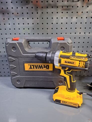 шуруповерт макита цена: Шуруповерт щеточный фирма: макита Среднее качество! два аккумулятора — 4