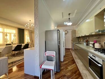 меняю с моей доплатой: 4 комнаты, 126 м², Элитка, 3 этаж — 9