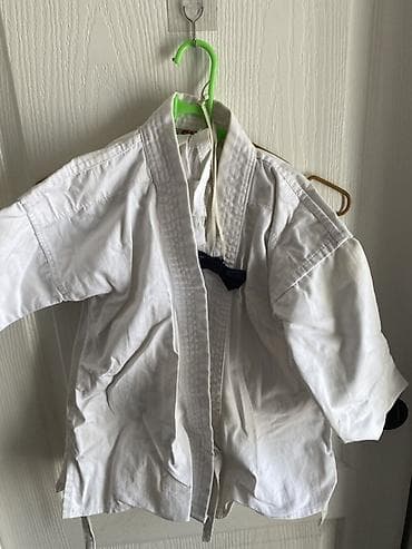 Платья: Детское кимоно для единоборств (верх)

Брючки вверх пояс 
Для карате — 2