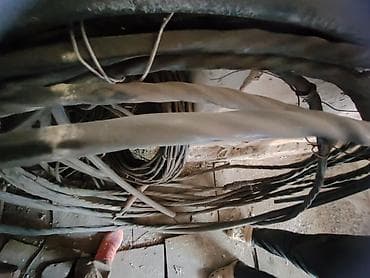 Коаксиальные кабели: Коаксиальный кабель и колючая проволока, бухты Описание: - Несколько — 6