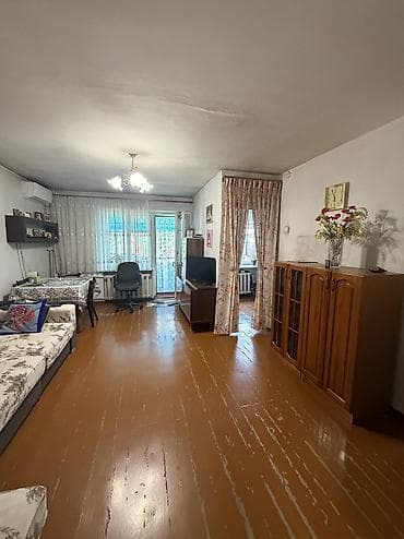 район фучика: 2 комнаты, 42 м², парк Фучика Хрущевка, 3 этаж, Косметический ремонт — 5