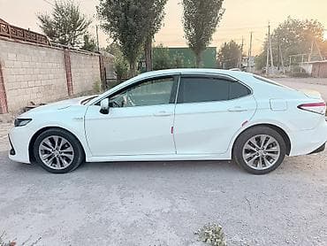 камри карола: Toyota Camry: 2021 г., 2.5 л, Автомат, Гибрид, Седан — 6