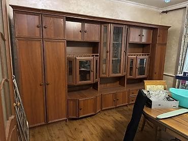 финская стенка: Гостиная/стенка модульная из ЛДСП/МДФ под тёмный орех. В отличном — 2