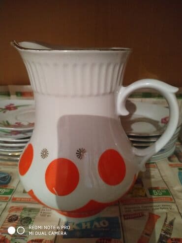 Продаю кувшин советский объем 1 литров в отличном состоянии