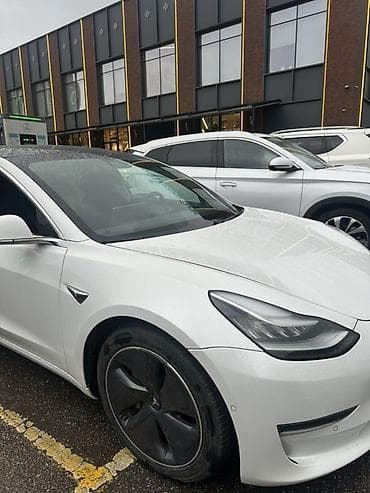 климат контроль на фит: Tesla Model 3: 2020 г., Электромобиль, Седан — 2