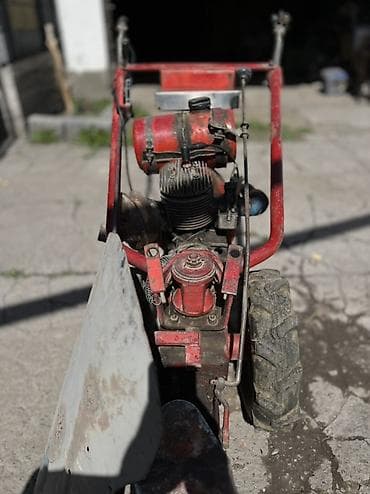мото бишкек: Мотоблок. Бензин. Марка: Чешский Стартер: пускач Косилка — 3