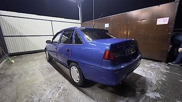 merc 210: Daewoo Nexia: 2011 г., 1.5 л, Механика, Бензин, Седан — 4