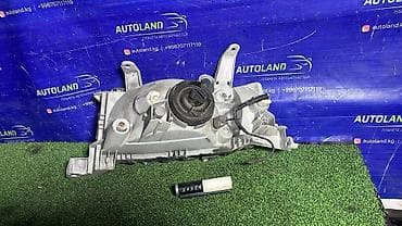 Передняя правая фара Toyota 2000 г., Б/у, Оригинал, Япония — 2