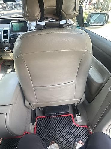 2007: Toyota Prius: 2007 г., 1.5 л, Гибрид, Хэтчбэк — 7