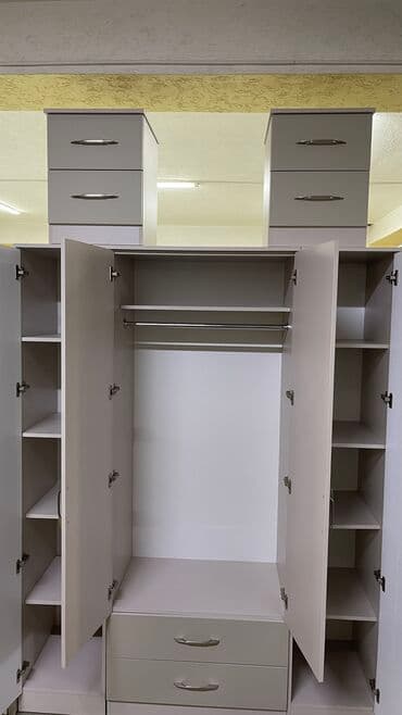 самые дешевые спальные гарнитуры с матрасом в комплекте: Спальный гарнитур, Новый, Двуспальная кровать, Комод, С матрасом, МДФ, Бесплатная доставка — 14