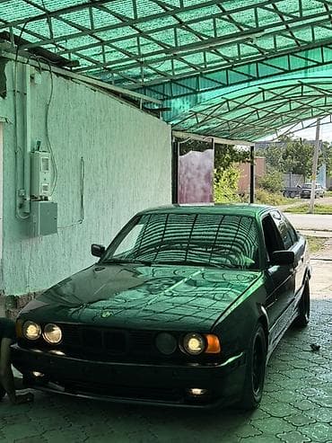 серби 2: BMW 5 series: 1991 г., 2 л, Механика, Бензин, Седан — 6