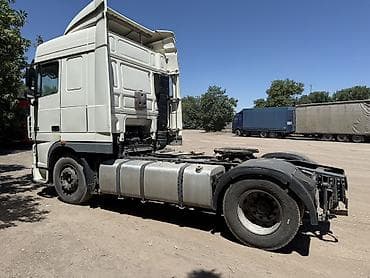 бутка продажа: Тягач, DAF, 2011 г., Тентованный — 3
