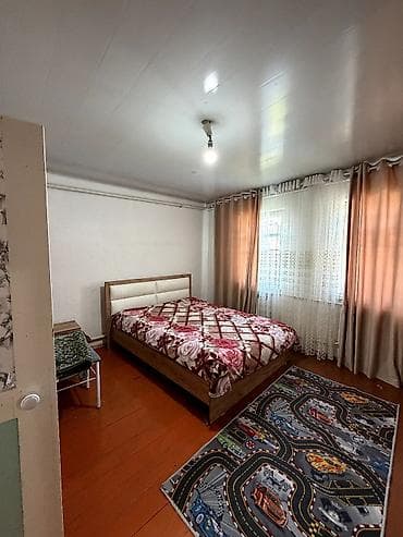 Үйлөр: 🏡 Продается уютный дом в Сокулуке! 📍 Участок — 10 соток 🏠 Дом — 105 — 6