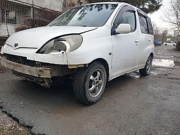 выкуп машын: Toyota Funcargo: 2001 г., Автомат, Минивэн — 3