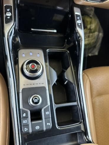 соренто гибрид: Kia Sorento: 2021 г., 1.6 л, Вариатор, Гибрид, Кроссовер — 7