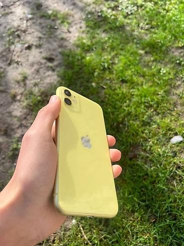 iphone se2020: IPhone 11, Б/у, 64 ГБ, Желтый, Кабель — 2