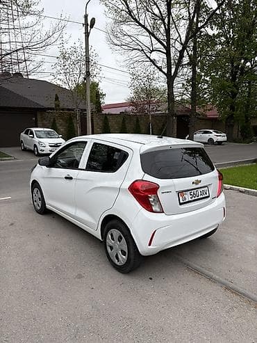 крыло спарк: Chevrolet Spark: 2019 г., 1 л, Бензин, Хэтчбэк — 4