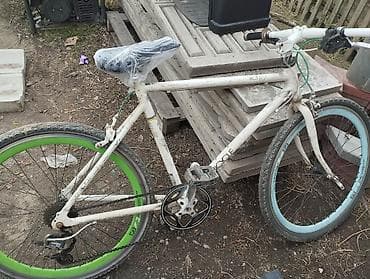 Велосипеды: Городской/трековый велосипед с прямой рамой. Особенности: - Легкая — 1