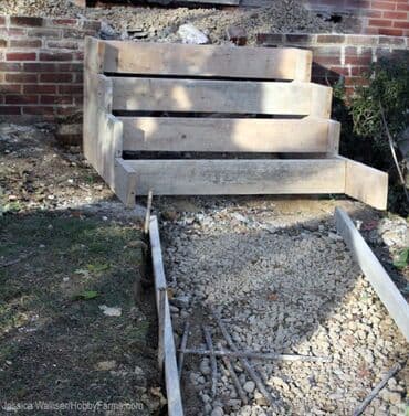 услуги бетона: Предлагаем услуги по выполнению бетонных работ различной сложности. В — 9