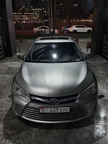 Toyota Camry: 2016 г., 2.5 л, Автомат, Гибрид, Седан