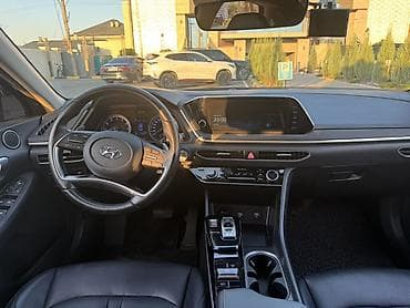 Hyundai Sonata: 2019 г., 2 л, Автомат, Газ, Седан — 8