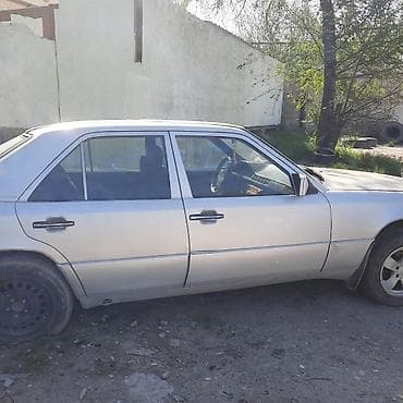 bmv 520: Mercedes-Benz W124: 1994 г., Седан — 4