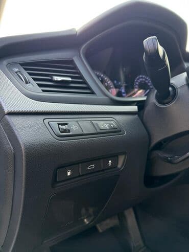 помощь авто: Hyundai Sonata: 2018 г., 2 л, Автомат, Газ, Седан — 10