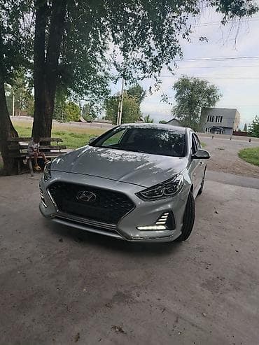 Транспорт: Hyundai Sonata: 2022 г., Автомат, Газ, Седан — 2