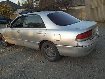 Mazda 626: 1990 г., 1.8 л, Автомат, Бензин, Седан — 3