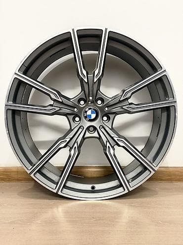 Литые Диски R 22 BMW, Комплект, отверстий - 5, Б/у at lalafo.kg Литые Диски R 22 BMW, Комплект, отверстий - 5, Б/у