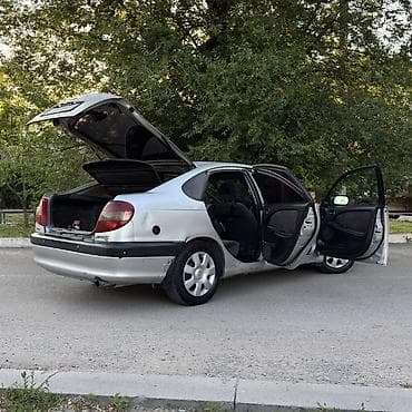 Toyota: Toyota Avensis: 2002 г., 1.8 л, Автомат, Бензин, Лифтбек — 6