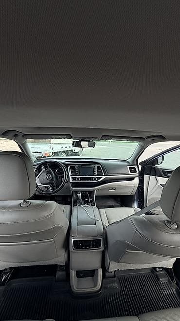 rav4 2019: Toyota Highlander: 2017 г., 3.5 л, Автомат, Кроссовер — 10