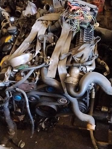 full construction: Двигатель в сборе Mercedes 646. (контрактный узел). Судя по компоновке — 2