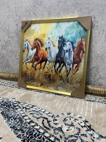 polo одежда: Картина «Бегущие кони» в раме. Внизу алмазы, не открыто стоит в — 1