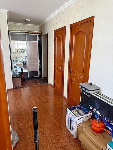 Просторная 3‑комнатная квартира с мебелью и техникой. Особенности: - at lalafo.kg Просторная 3‑комнатная квартира с мебелью и техникой. Особенности: -
