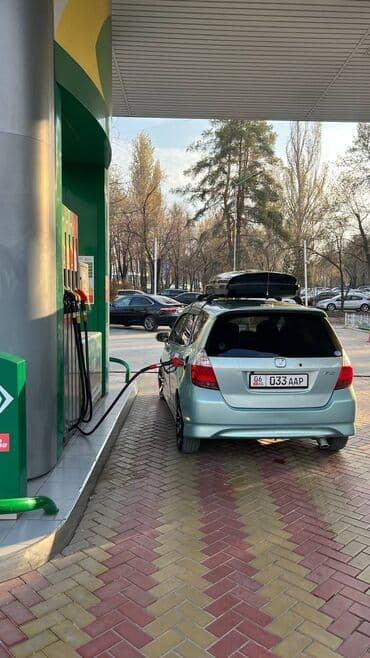 машина в рассрочку бишкек без первоначального взноса: Honda Fit: 2003 г., 1.5 л, Бензин, Хэтчбэк — 3