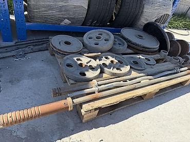 Продам советское железо 4 блина по 15 кг 2 гантели по 20кг 2 гантели