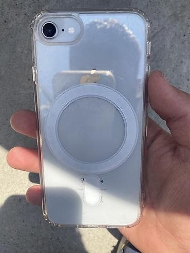 Техника и электроника: IPhone 8, Б/у, 64 ГБ, Matte Gold, Наушники, Зарядное устройство, Защитное стекло, 50 % — 2