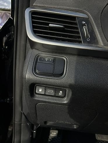 Продажа авто: Kia K5: 2018 г., 2 л, Автомат, Газ, Седан — 6