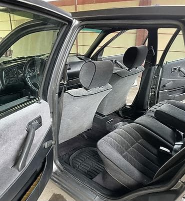 обшивка на пассат б3: Volkswagen Passat: 1991 г., 2 л, Механика, Бензин, Седан — 10