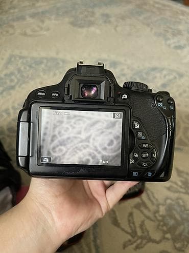 sony фото: Зеркальная камера Canon EOS 650D с объективом Canon EF‑S 18–55mm — 6