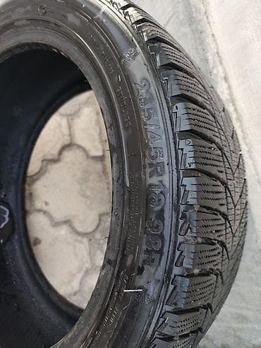 wuling mini ev: Зимние шины (комплект 4 шт.) - Размер: 235/45 R18 - Индекс — 2