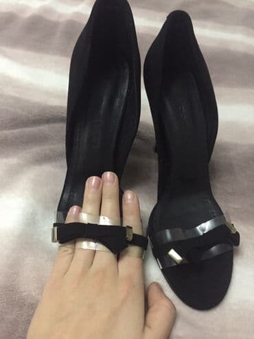 фирменная обувь из италии: Туфли, 39.5, Casual, Новый, цвет - Черный, Бесплатная доставка, Платная доставка, Самовывоз — 2